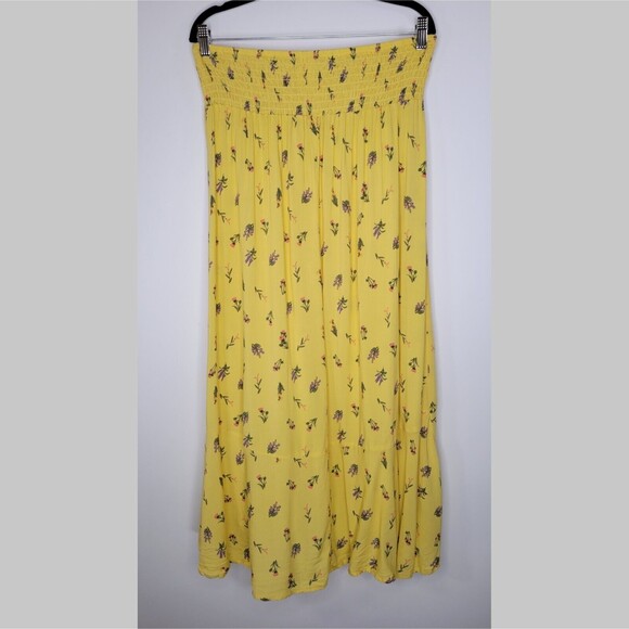 NO BOUNDARIES Yellow Floral Maxi Skirt Size XXL Beachy Flowy Smocked Hi-Lo - Picture 4 of 10